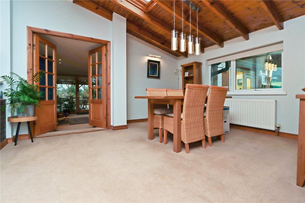 Dining Area Pic 1