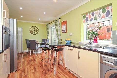 71 Leazes View, Rowlands Gill, NE39 2JT