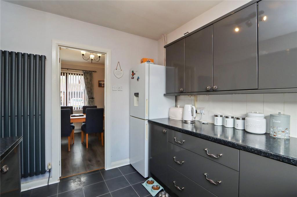 Kitchen Pic 3