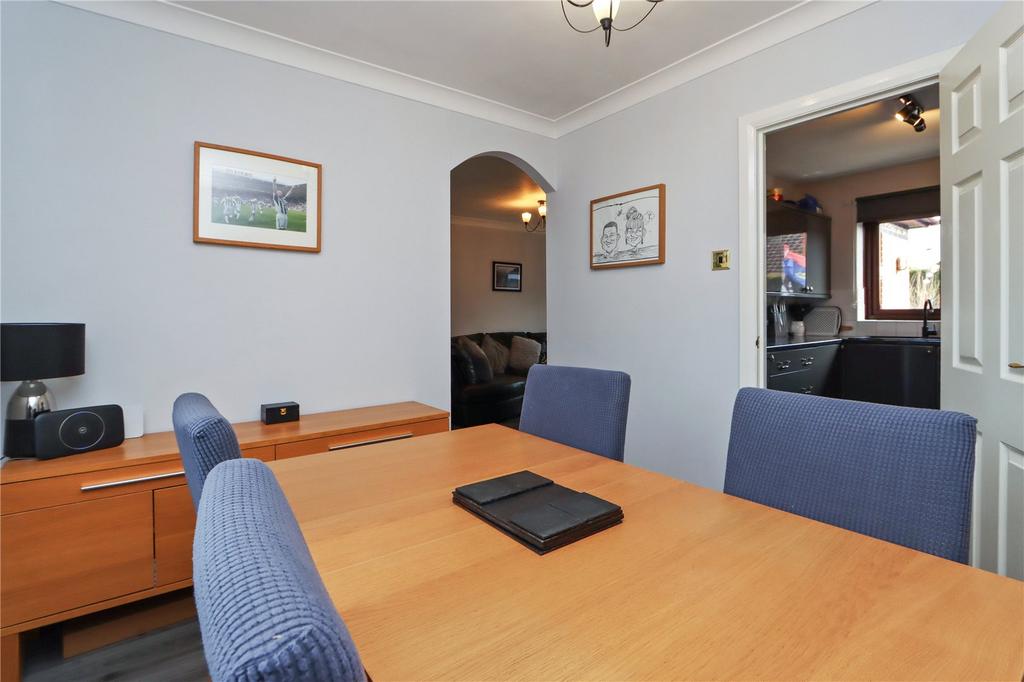Dining Room Pic 2