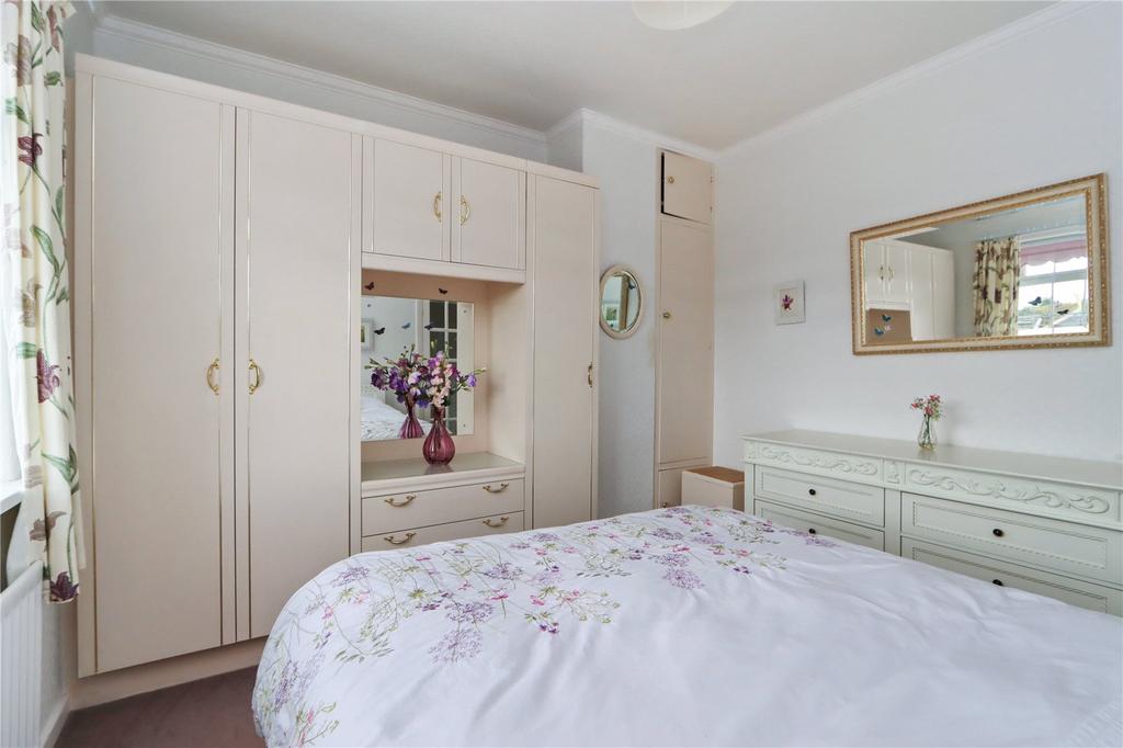 Bedroom Pic 2