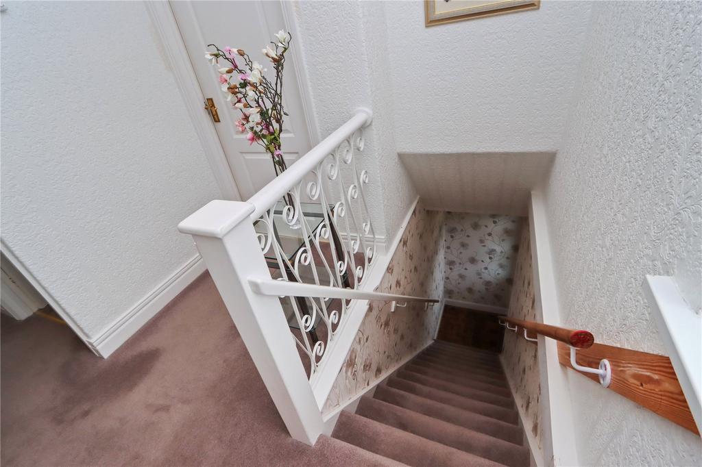 Stairs/Landing