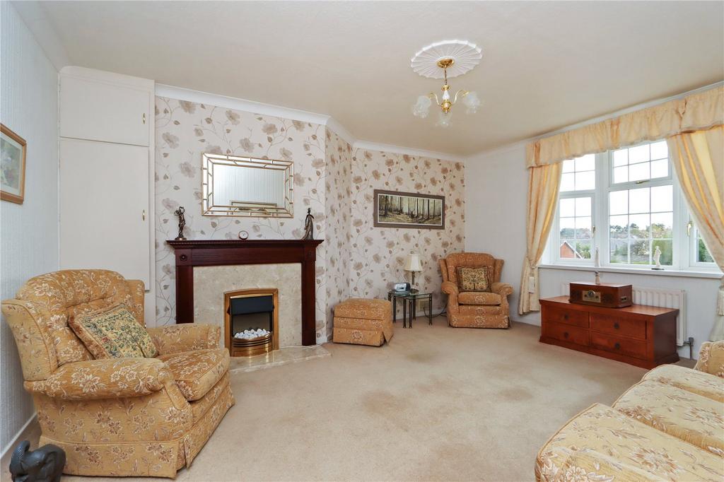 Living Room Pic 3