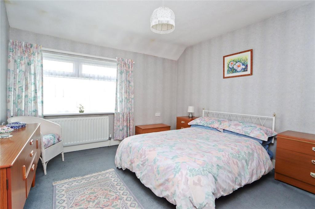Bedroom 1 Pic 1