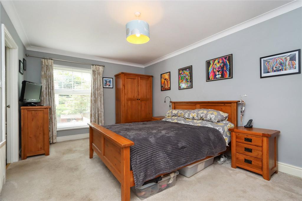 Bedroom 1 Pic 1