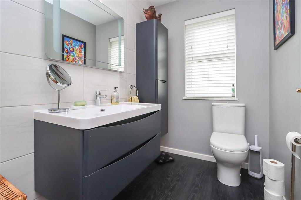 En Suite Pic 2