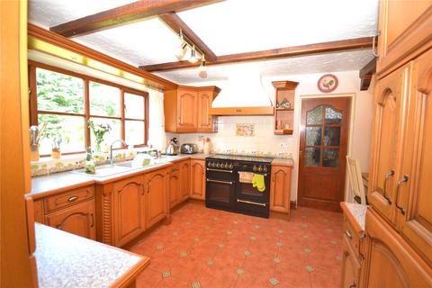 4 bedroom detached house for sale, Knightley Road, Stafford ST20