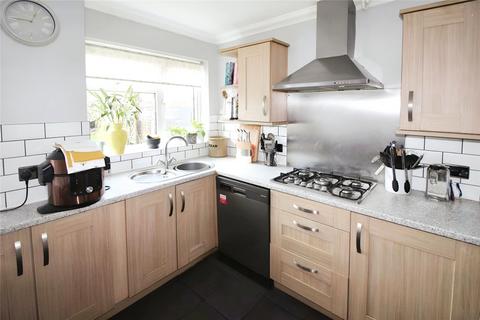 39 Admirals Walk, Minster On Sea, Sheerness, ME12 3BB