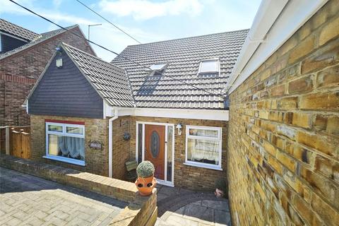 4 bedroom detached house for sale, Queenborough Drive, Sheerness ME12