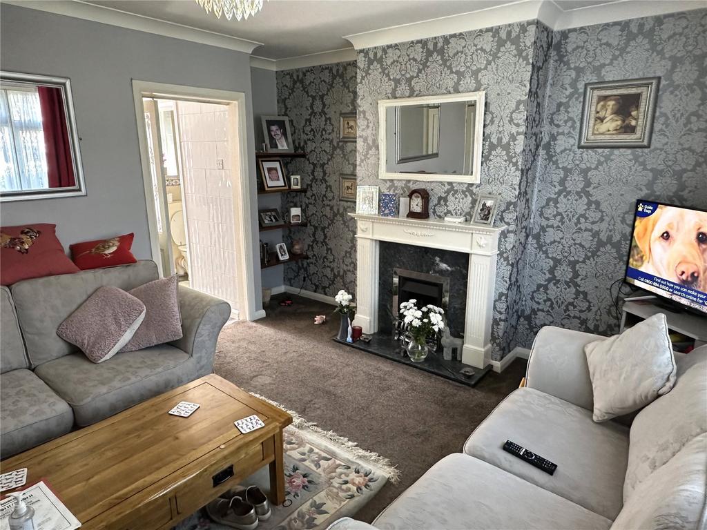 Bushbury Road, West Midlands B33 2 bed terraced house for sale £180,000