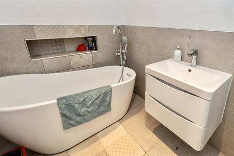 66 Brampton Road, Wath Upon Dearne, Rotherham, S63 6AW