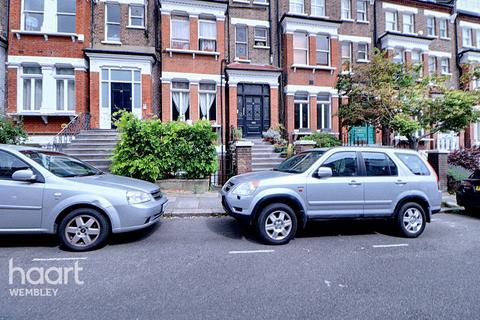 2 bedroom apartment for sale, Hampstead