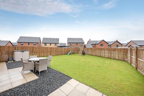 4 bedroom detached house for sale, Peregrine Way, Tyne and Wear NE15