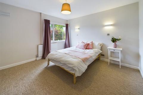 2 bedroom bungalow for sale, Scalford Drive, Nottinghamshire NG8