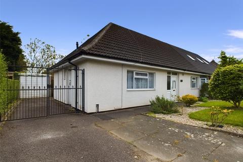 2 bedroom bungalow for sale, Hawton Crescent, Nottinghamshire NG8