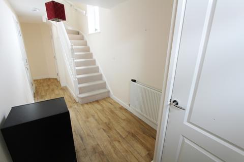 4 bedroom terraced house to rent, Cartwright Way, Nottingham NG9