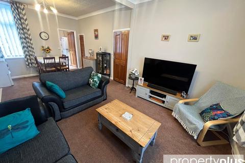 2 Brynhyfryd, Tylorstown, Ferndale, CF43 3AR