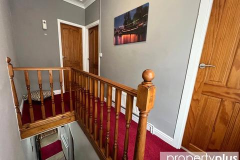 2 Brynhyfryd, Tylorstown, Ferndale, CF43 3AR