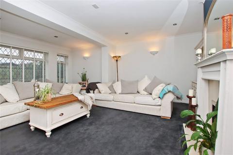 4 Calders Crescent, Washington, NE38 8AG