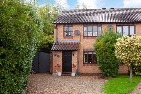 90 Middlecroft Drive, Strensall, York, YO32 5YQ