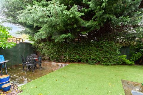90 Middlecroft Drive, Strensall, York, YO32 5YQ