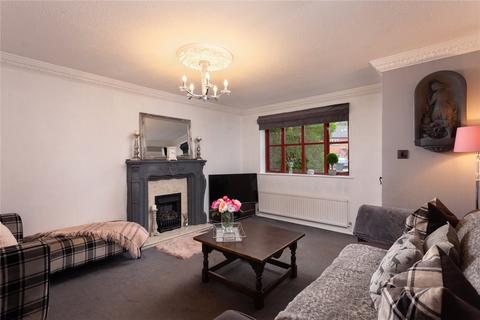 90 Middlecroft Drive, Strensall, York, YO32 5YQ