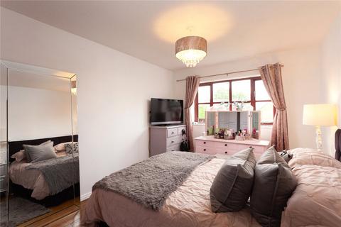 90 Middlecroft Drive, Strensall, York, YO32 5YQ
