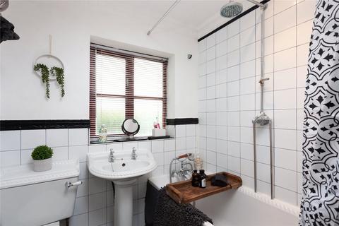 90 Middlecroft Drive, Strensall, York, YO32 5YQ