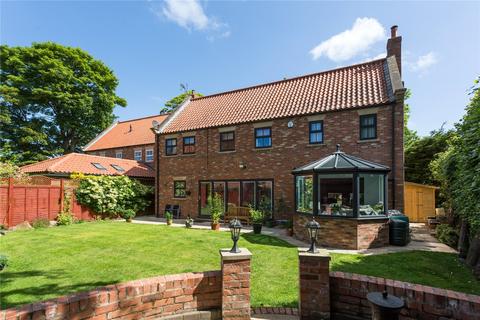 5 bedroom detached house for sale, Moor Lane, York YO32