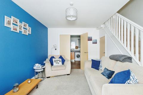 4 Fairbourne Walk, Oldham, OL1 4QQ
