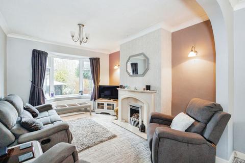 5 Allen Close, Shaw, Oldham, OL2 7BT