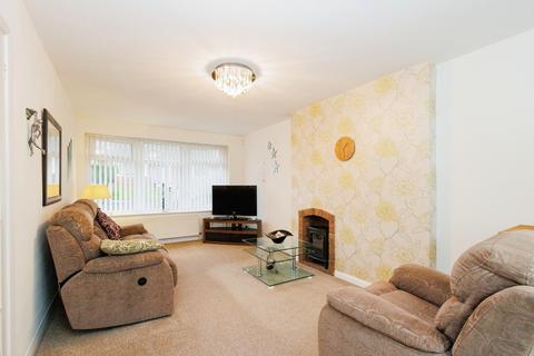 3 Ashdown Way, Shaw, Oldham, OL2 7LZ