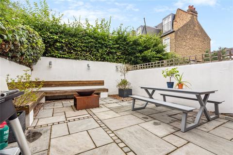 44a Ravenslea Road, London, SW12 8RX