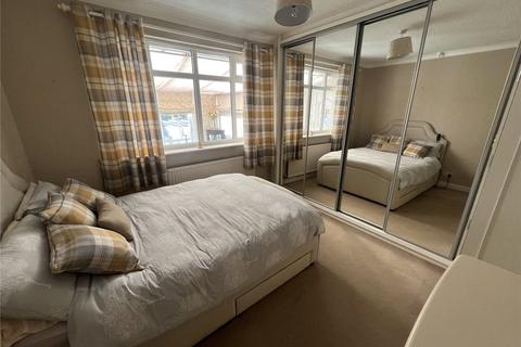 5 Bedford Avenue, Shaw, Oldham, OL2 7DR