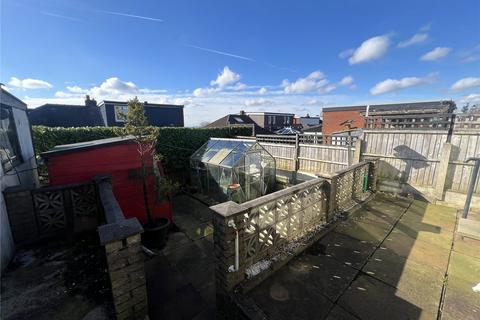 5 Bedford Avenue, Shaw, Oldham, OL2 7DR
