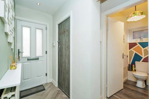 11 Cecil Street, Royton, Oldham, OL2 5NE