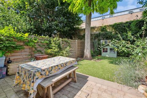 185 Dalling Road, London, W6 0ES