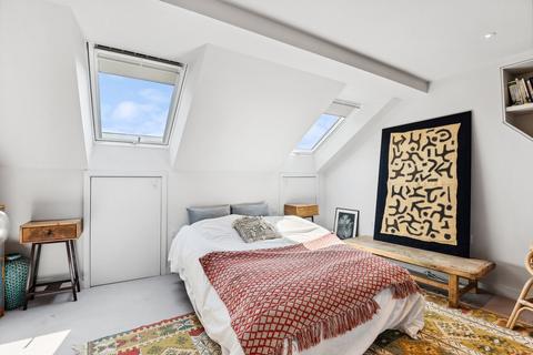 185 Dalling Road, London, W6 0ES