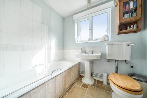 39 Streets Heath, West End, Woking, GU24 9QU