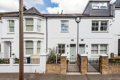 2 bedroom flat for sale, Reynolds Road, London W4