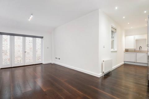 2 bedroom flat for sale, Reynolds Road, London W4