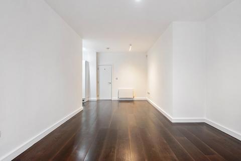4a Reynolds Road, London, W4 5AR
