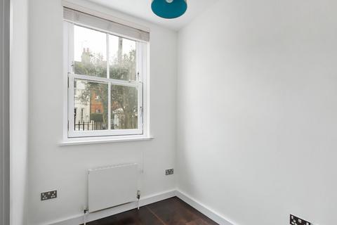4a Reynolds Road, London, W4 5AR