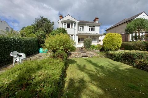 4 bedroom detached house for sale, Ffriddoedd Road, Bangor LL57