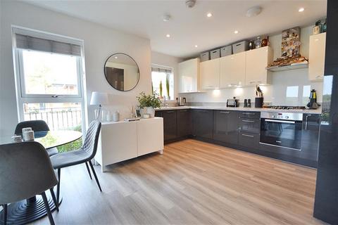 2 bedroom flat for sale, Winchester