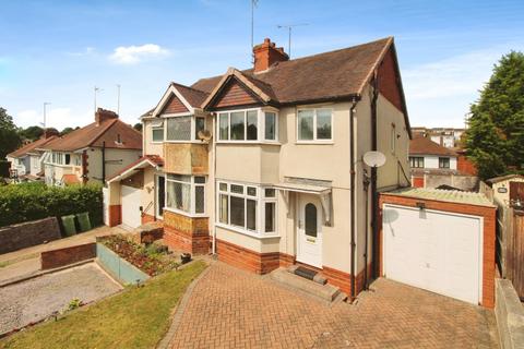 3 bedroom semi-detached house for sale, Stourbridge Road, Kidderminster DY10