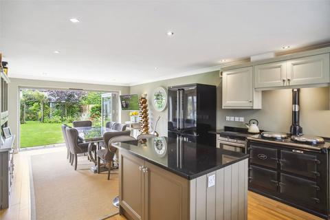 3 bedroom detached house for sale, Colletts Fields, Broadway, Worcestershire, WR12