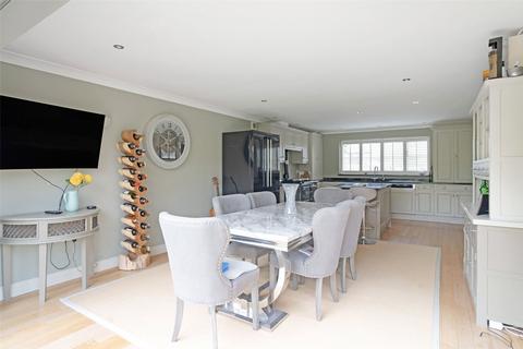 3 bedroom detached house for sale, Colletts Fields, Broadway, Worcestershire, WR12