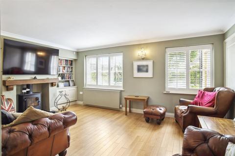 3 bedroom detached house for sale, Colletts Fields, Broadway, Worcestershire, WR12