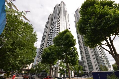 Studio to rent, Pan Peninsula Square, London E14